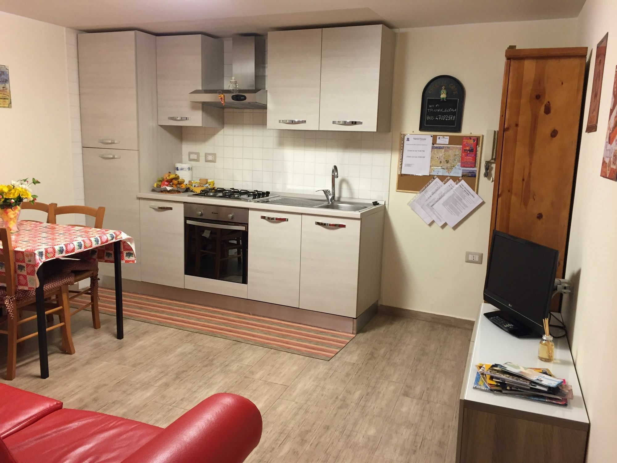 דירות נאפולי Nana House מראה חיצוני תמונה