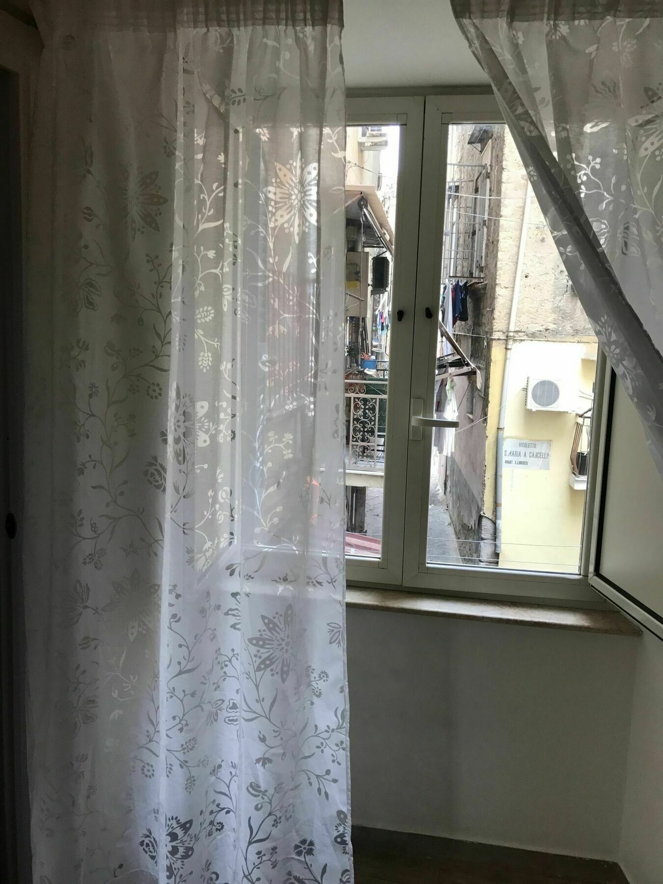 דירות נאפולי Nana House מראה חיצוני תמונה